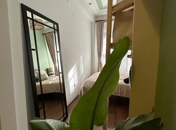 Historical Mansion Lägenhet